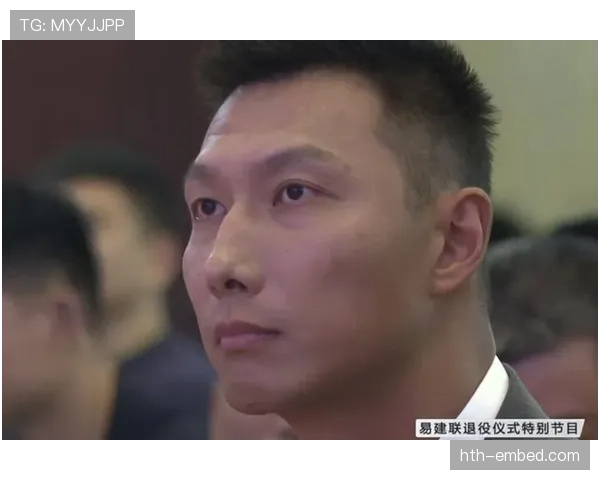 易建联退役后开豪车接送孩子上学,这反差谁懂啊 易建联退役后开豪车接送孩子上学,这反差谁懂啊